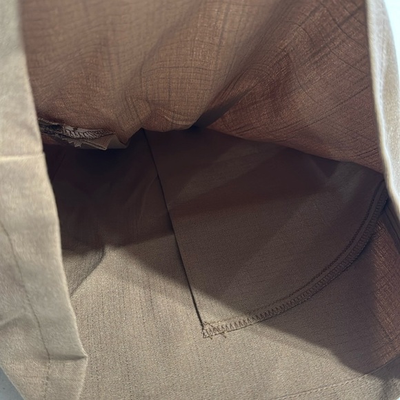 Cider Camel Pleated Shorts Neutral New Size Small - Picture 8 of 9